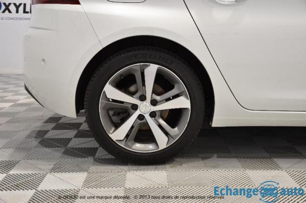 Peugeot 308 II (2) 1.2 PURETECH 110 S&S 6CV TECH EDITION