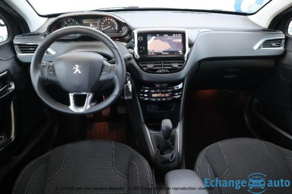 Peugeot 208 (2) 1.2 PURETECH 82 ALLURE 5P