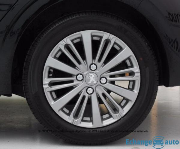 Peugeot 208 (2) 1.2 PURETECH 82 ALLURE 5P
