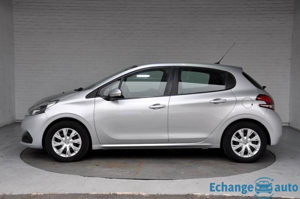 Peugeot 208 ACTIVE 1,2 82 CH GPS
