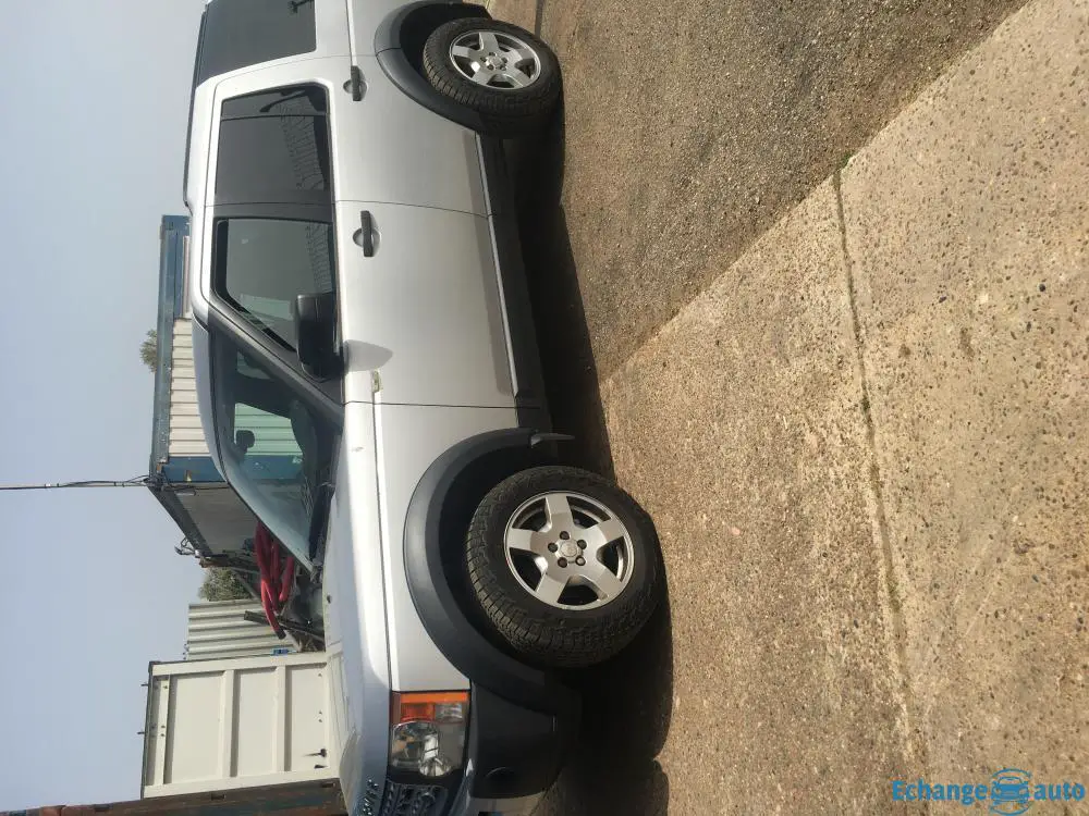 LANDE ROVE  DISCOVEY 3