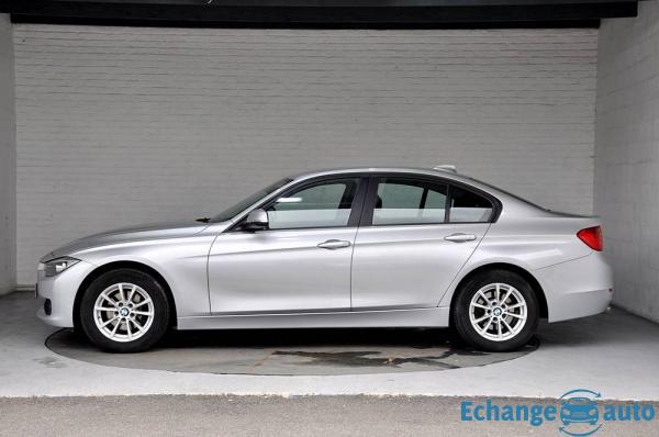 BMW Série 3 318d 143cv Lounge F30