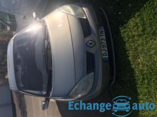 Scénic 2 1.9dci 120ch