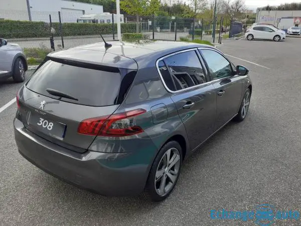 Peugeot 308 II Puretech 130 S&amp;S Allure