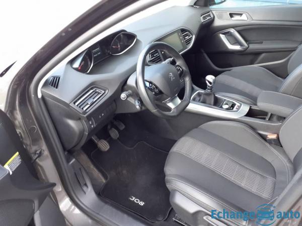 Peugeot 308 II Puretech 130 S&amp;S Allure