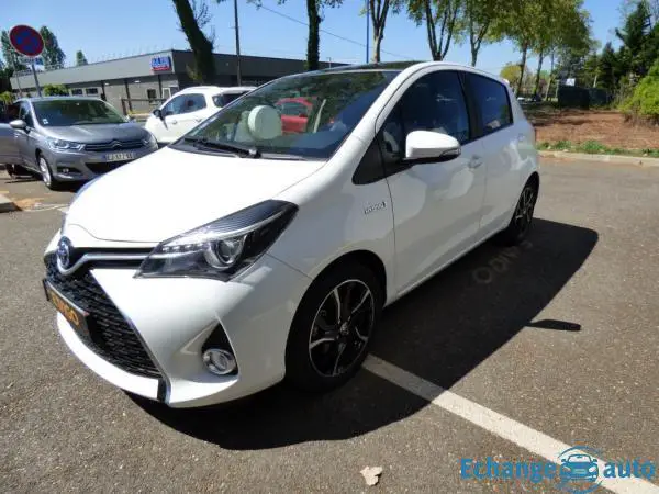 Toyota Yaris HYBRID 100 CV HSD DESIGN