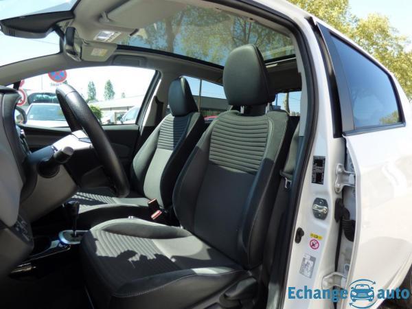 Toyota Yaris HYBRID 100 CV HSD DESIGN