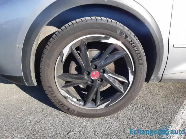 DS DS 7 Crossback PureTech 225 EAT8 Performance Line