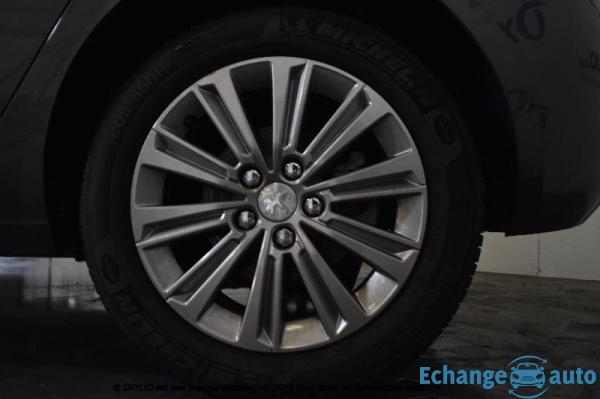 Peugeot 308 II (2) 1.2 PURETECH 110 S&S STYLE