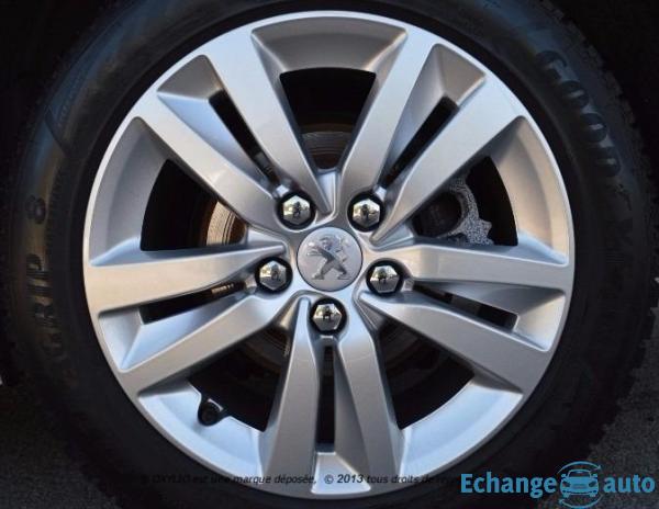 Peugeot 308 II (2) 1.2 PURETECH 110 S&S ACTIVE