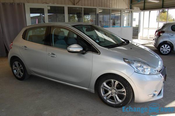 Peugeot 208 1.6 E-HDI 92 BMP6 Allure