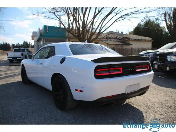DODGE CHALLENGER  HELLCAT V8 6.2L 707CH 2017 MALUS INCLUS