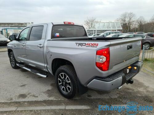 Toyota Tundra 5.7 V8 CrewMax Limited