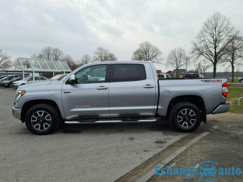 Toyota Tundra 5.7 V8 CrewMax Limited