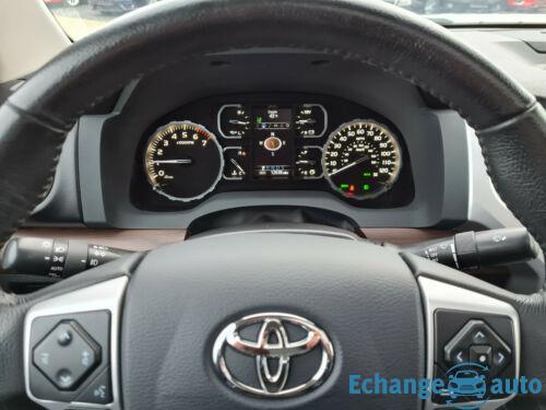 Toyota Tundra 5.7 V8 CrewMax Limited