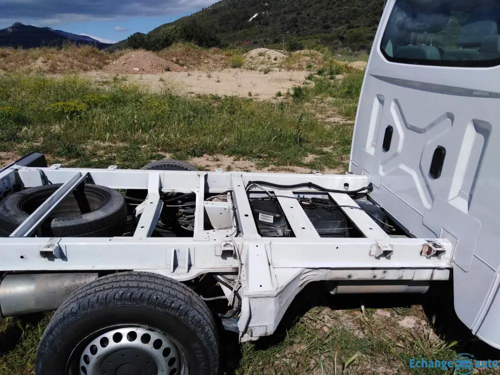 transporteur  t 05 chassis cabine clim