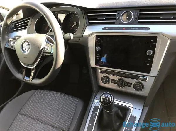 Volkswagen Passat 2.0 TDI 150 TRENDLINE 2018
