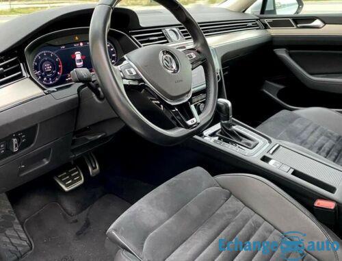 Volkswagen Passat Lim. Highline 4Mot R-Line