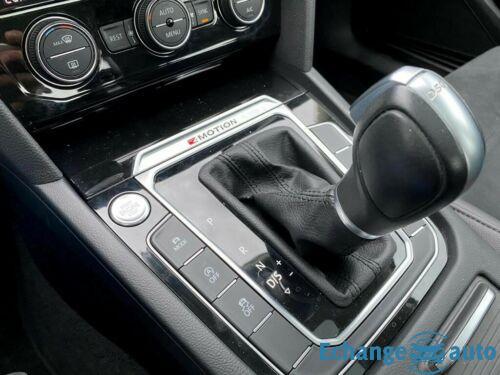 Volkswagen Passat Lim. Highline 4Mot R-Line