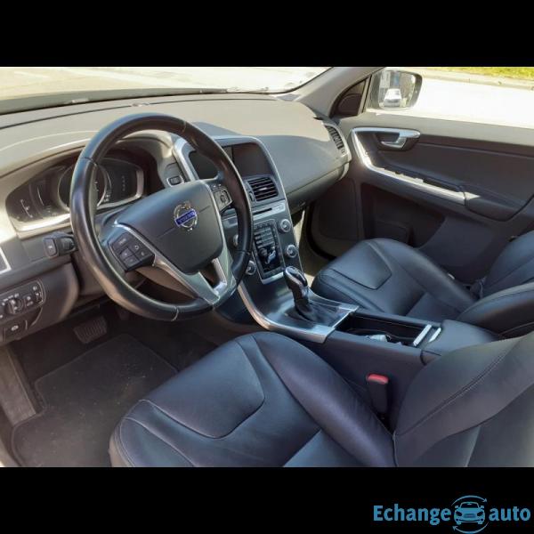 Volvo XC60 2.0 TDI D4 190 ch Momentum business Garantie 6 mois