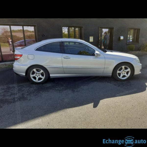 Mercedes Classe CLC 220 2.1 CDI 150 ch - Garantie constructeur jusqu'au 03/11/2021 plus 6 mois