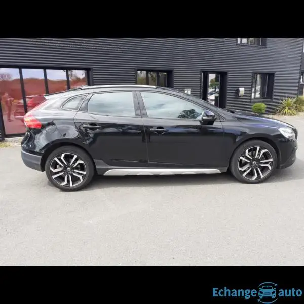 Volvo V40 Cross Country 2.0 TDI 120 ch Oversta edition - GARANTIE 6 MOIS
