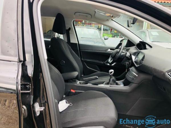Peugeot 308 II Break 1.6HDI 120 CLIM GPS REGULATEUR LIMITEUR
