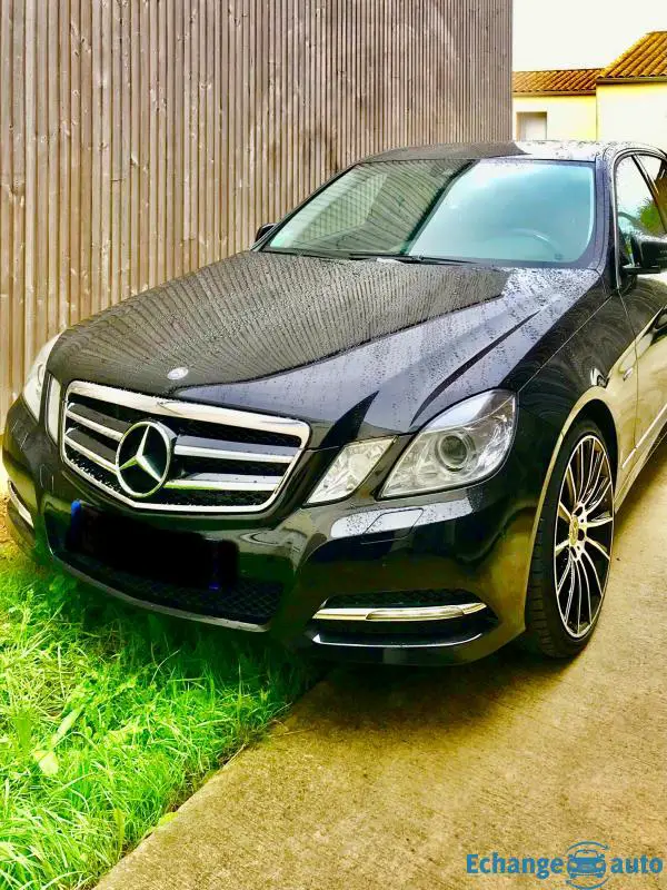 Mercedes E350 v6 265 4 matic plus