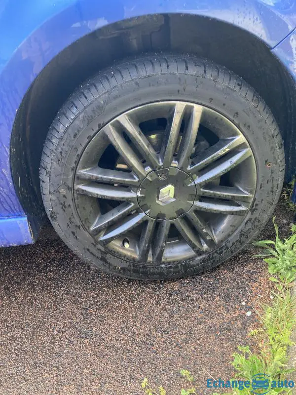 clio 3 1.6 16v 128 ch