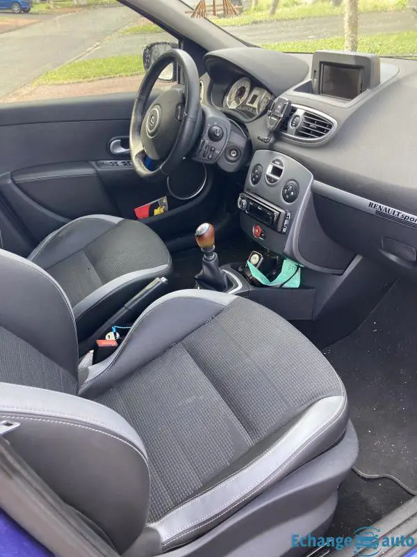 clio 3 1.6 16v 128 ch