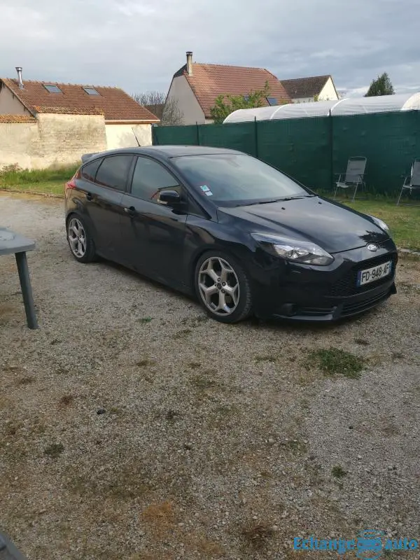 Ford focus st 250