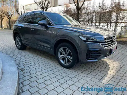 Volkswagen Touareg R-Line 4Motion