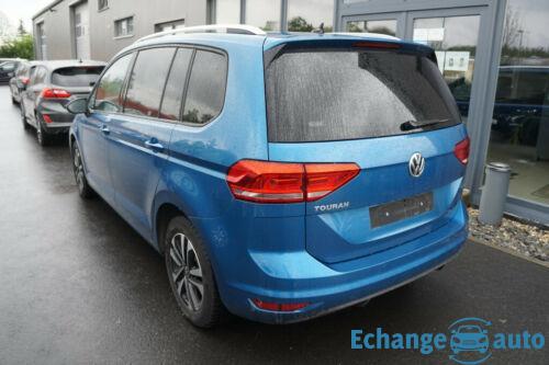 Volkswagen Touran 1.5 TSI DSG United