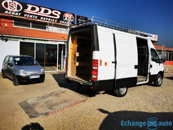 Iveco Daily HAYON FG 35S13 H2 126CV REGUL CLIM GALERIE