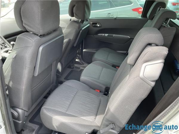 Peugeot 5008 1.6 HDI 112CH FAP BVM6 Série Spéciale Family 7pl