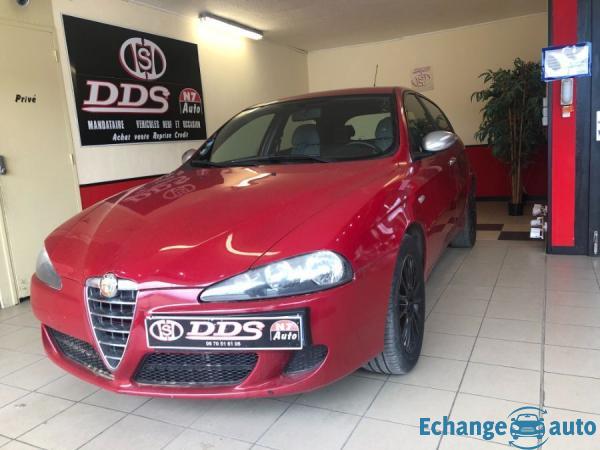 Alfa Romeo 147 PHASE 2 1.6 TS 121cv 5P BVM