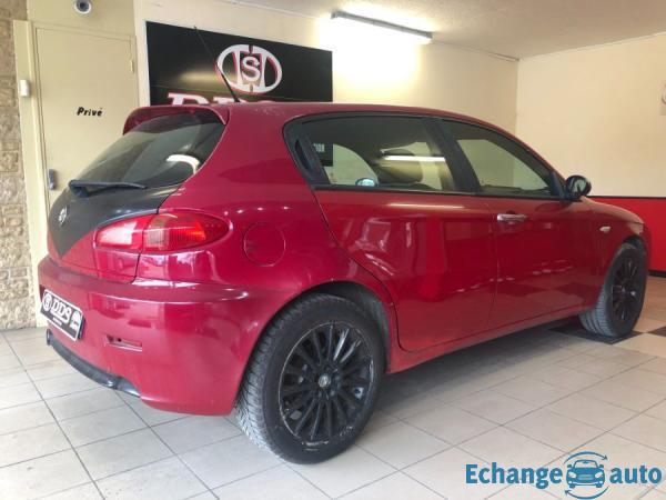 Alfa Romeo 147 PHASE 2 1.6 TS 121cv 5P BVM