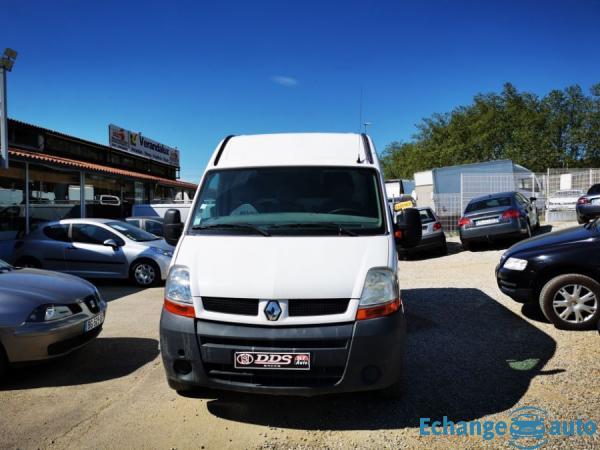 Renault Master II FOURGON GENERIQUE TRACTION F3300 L2H2 DCI 100CH EURO5 100cv 4P BVM