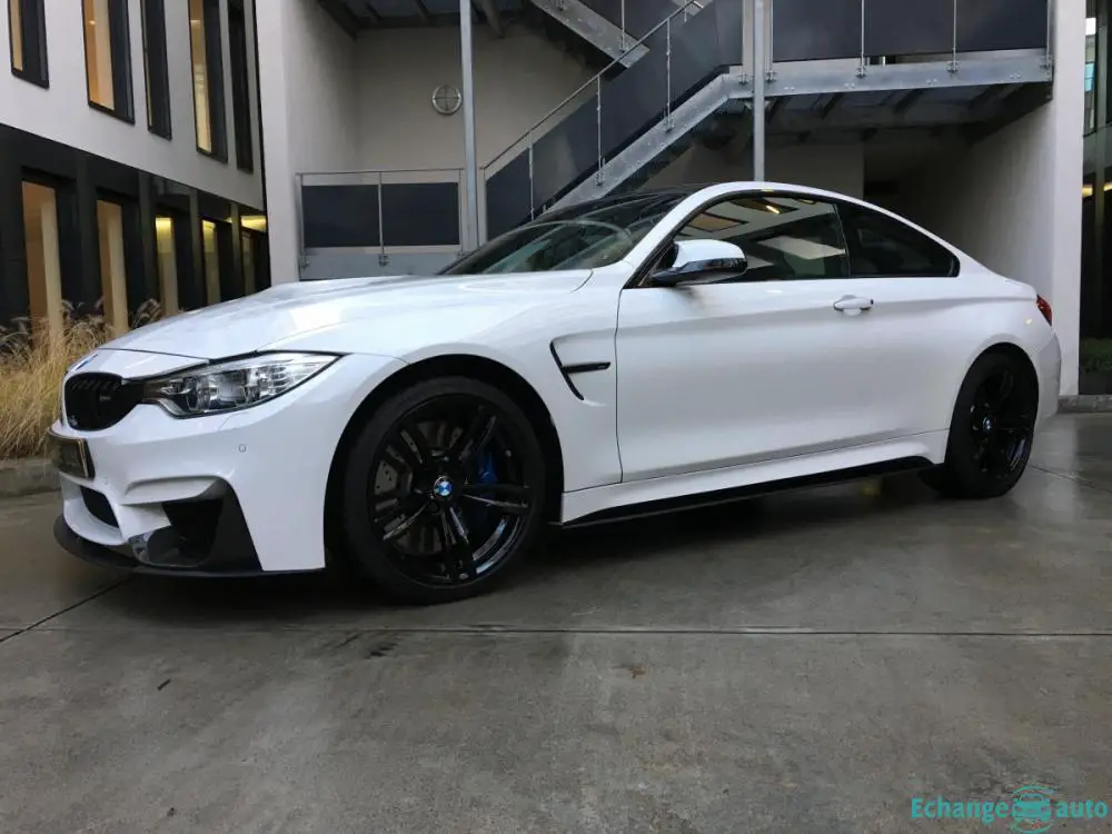 Bmw M4 akra 450cv performance full carbone