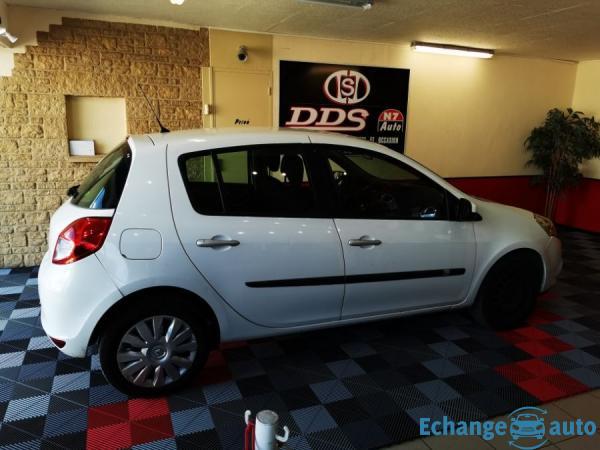 Renault Clio III PHASE 2 5P DCI ECO2 70cv