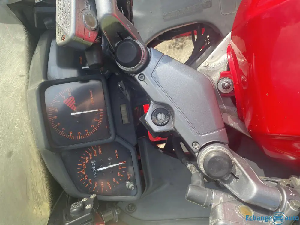 750VFR V4 24 carrât