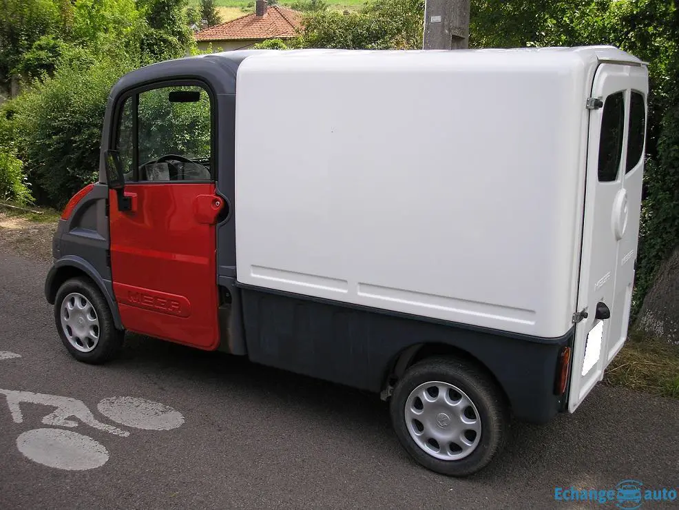 AIXAM MEGA D-truck FOURGON 2012