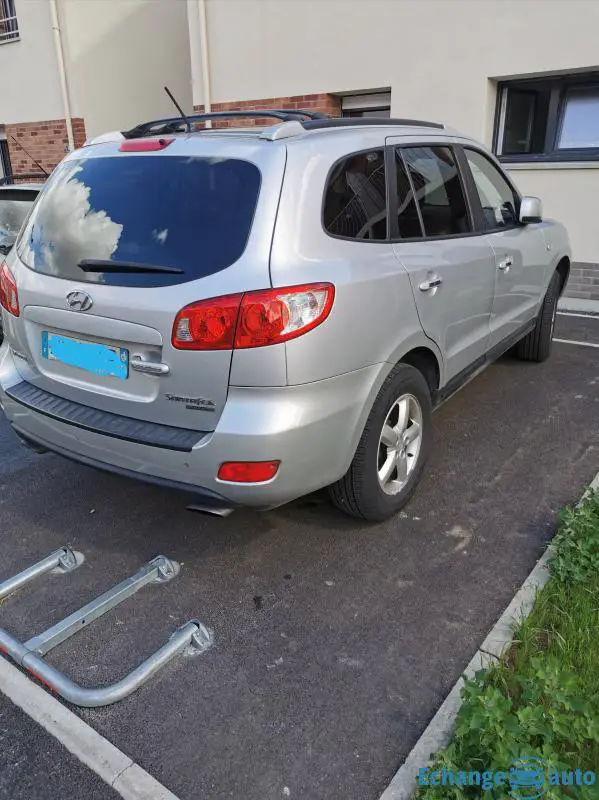Hyundai santa fée 2 année 2008