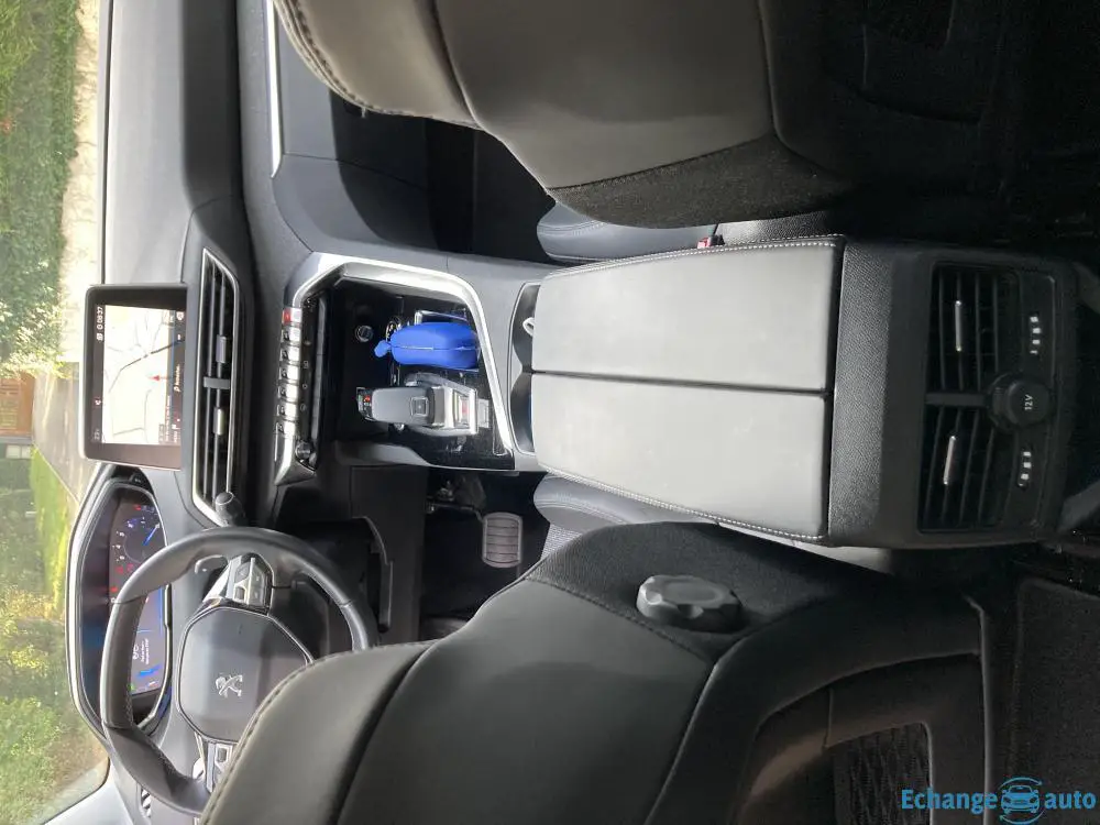 PEUGEOT 3008 1.2 Puretech 130 Allure EAT6