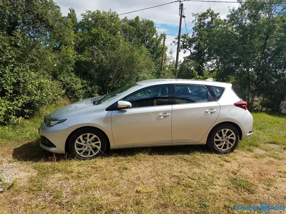 Toyota auris 112 d-4d dynamic business