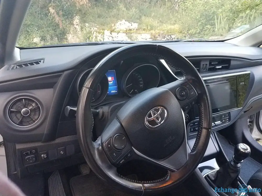 Toyota auris 112 d-4d dynamic business