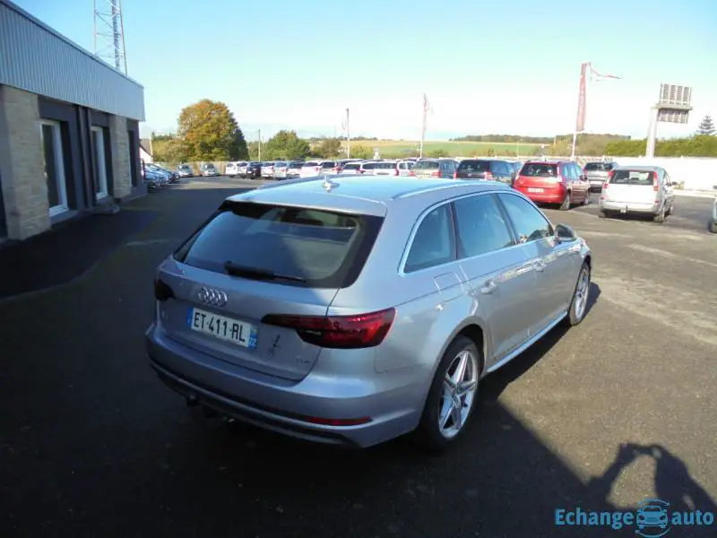 AUDI A4 AVANT