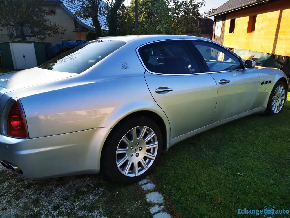 Maserati quattroporte v8 Ferrari