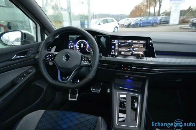 Volkswagen Golf VIII R 2.0 TSI 4motion DSG