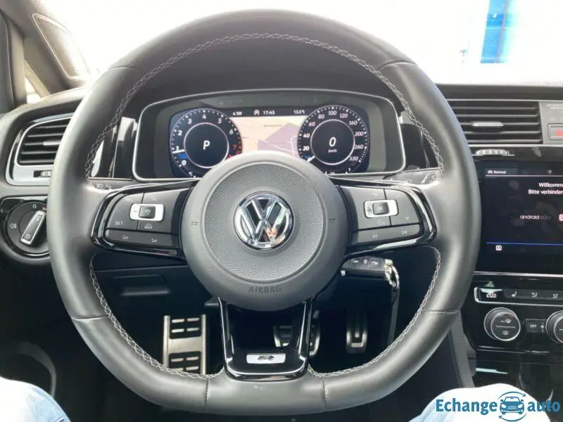 Volkswagen Golf VIII R 2.0 TSI 4motion DSG